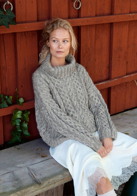 TRUI MET KABELS EN COL Natural Alpaca Pelo & Natural Superkid Tweed van Lana Grossa