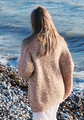 VEST IN RIBBELPATROON Alpaca Pelo van Lana Grossa