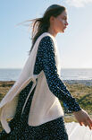 Lana Grossa SLIPOVER IN TRICOTSTEEK Natural Alpaca Pelo