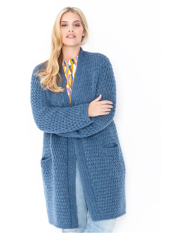 Lana Grossa OVERSIZE-MANTEL IN PATROON MET LENGGETROKKEN STEKEN Yak Merino