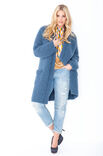 Lana Grossa OVERSIZE-MANTEL IN PATROON MET LENGGETROKKEN STEKEN Yak Merino