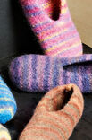 Lana Grossa PANTOFFELS MET EN ZONDER BONTPOMPON Feltro Print