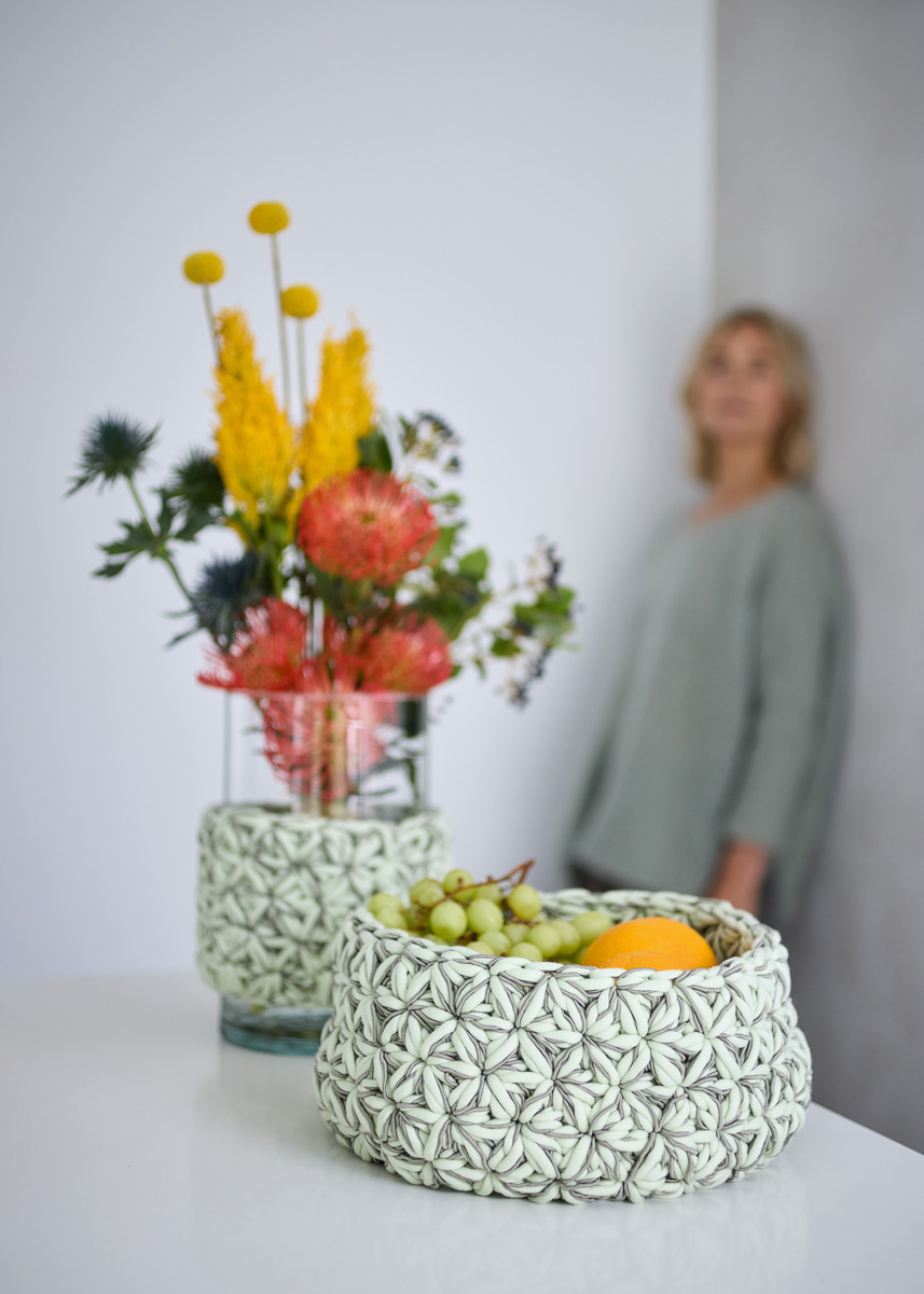 MAND IN HALVE STOKJES EN STERRETJESPATROON The Tube & The Core van Lana Grossa