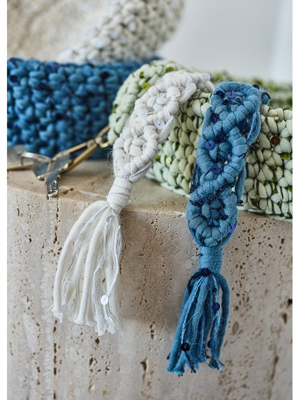 Lana Grossa SLEUTELHANGER IN MACRAMÉTECHNIEK The Tube, Setasuri & Cosmo