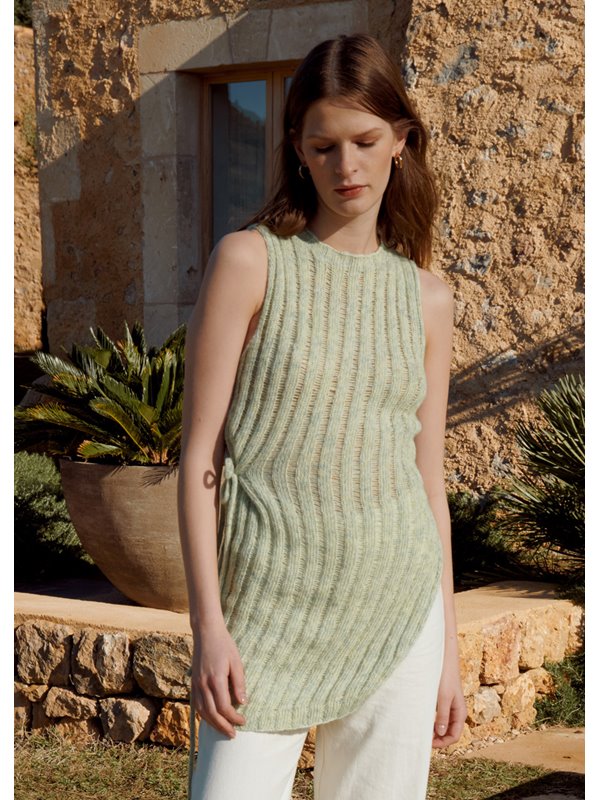 Lana Grossa TOPJE MET PATROON MET GEVALLEN STEKEN Puno Due