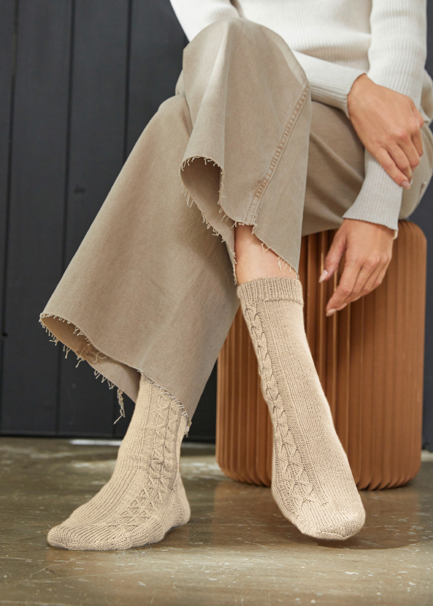 Lana Grossa MEILENWEIT No. 8 - Tijdschrift (DE) + Breibeschrijvingen (NL)