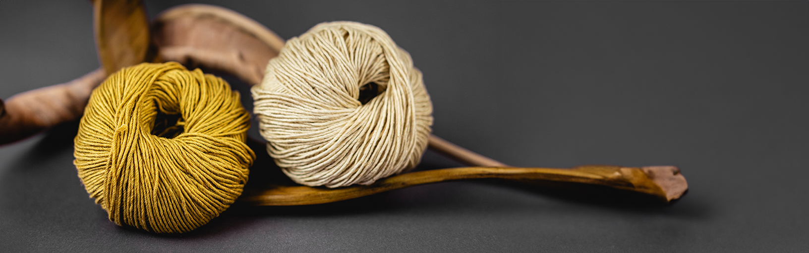 INNOVATIEF, ERGONOMISCH – EERSTEKLAS KWALITEIT Lana Grossa naalden | Breinaalden met knop | % Designer Hout Natur %